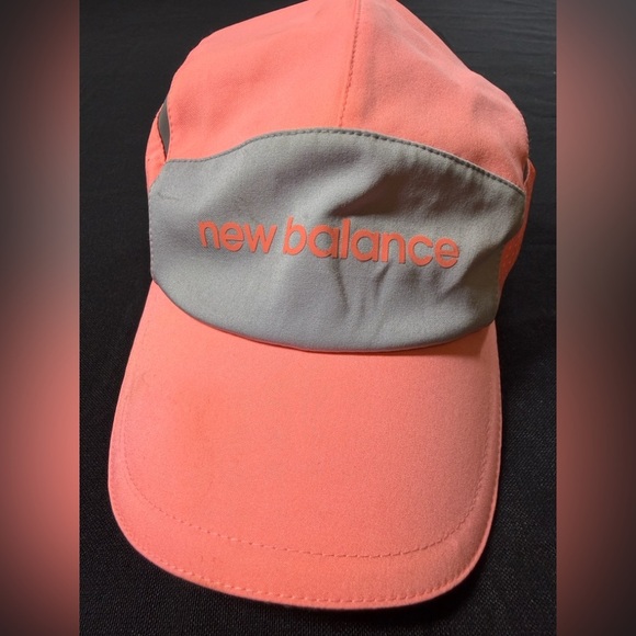 New balance Unisex 5 Panel running hat Reflective UV Salmon And Gray main image 6